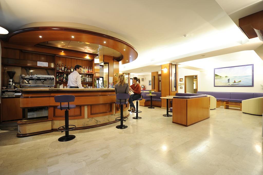 Hotel Adler Alassio Exterior photo